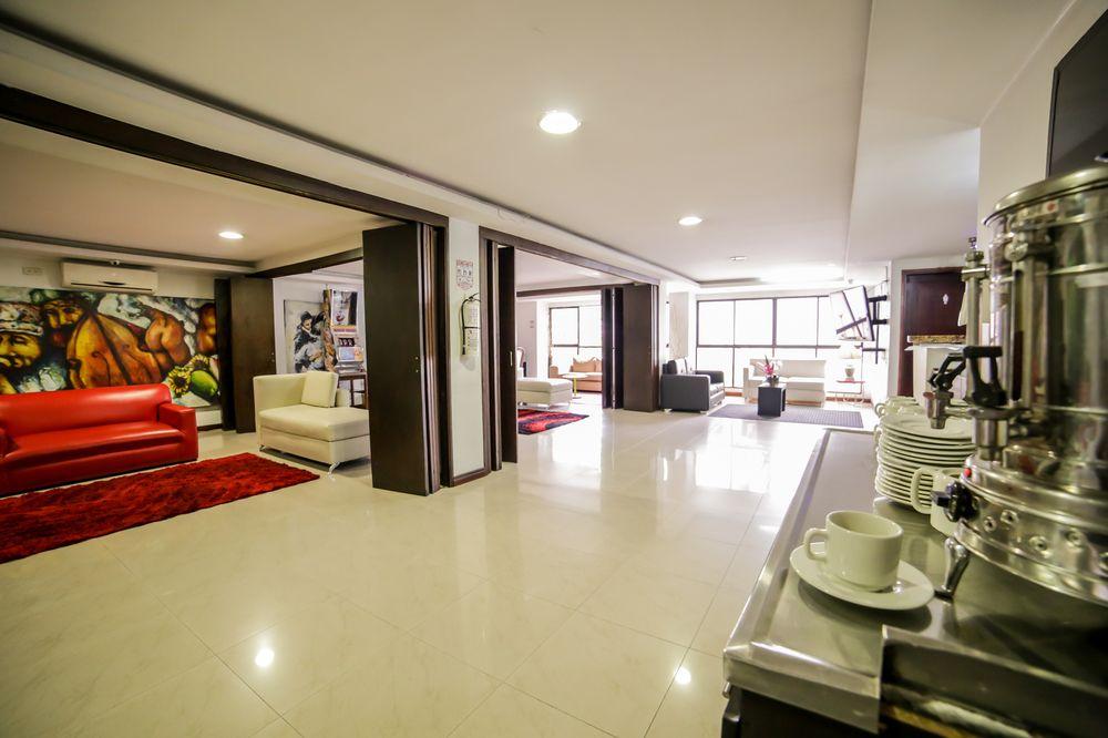 Hotel 33 Conquest Меделин Екстериор снимка
